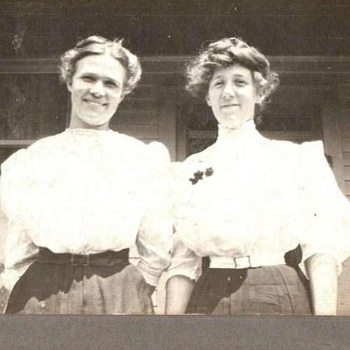 C1900s two women gibson girl - women,