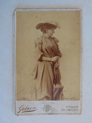 Tt299 cabinet card photo lady - cabinet,
