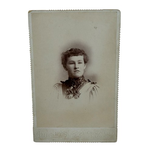 Antique cabinet card photo - antique,