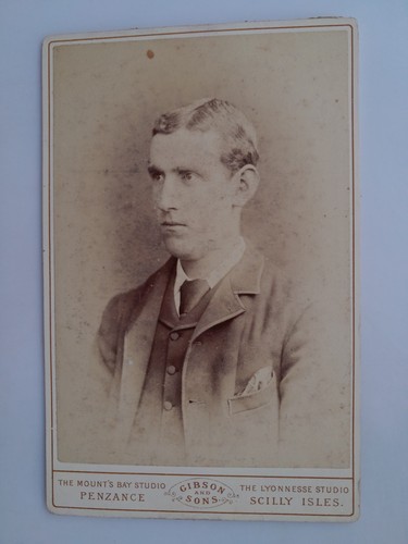 Cabinet card handsome - cabinet,